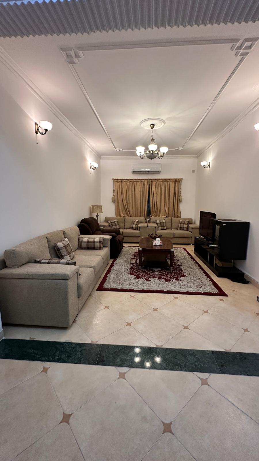 بناية في الجفير للبــيع